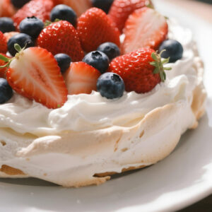 Pavlova, basilic et fenouil... c'est l'été!  (10.07.26)